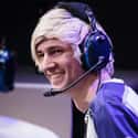 xQc is listed (or ranked) 17 on the list The Best 'Apex Legends' Players, Ranked