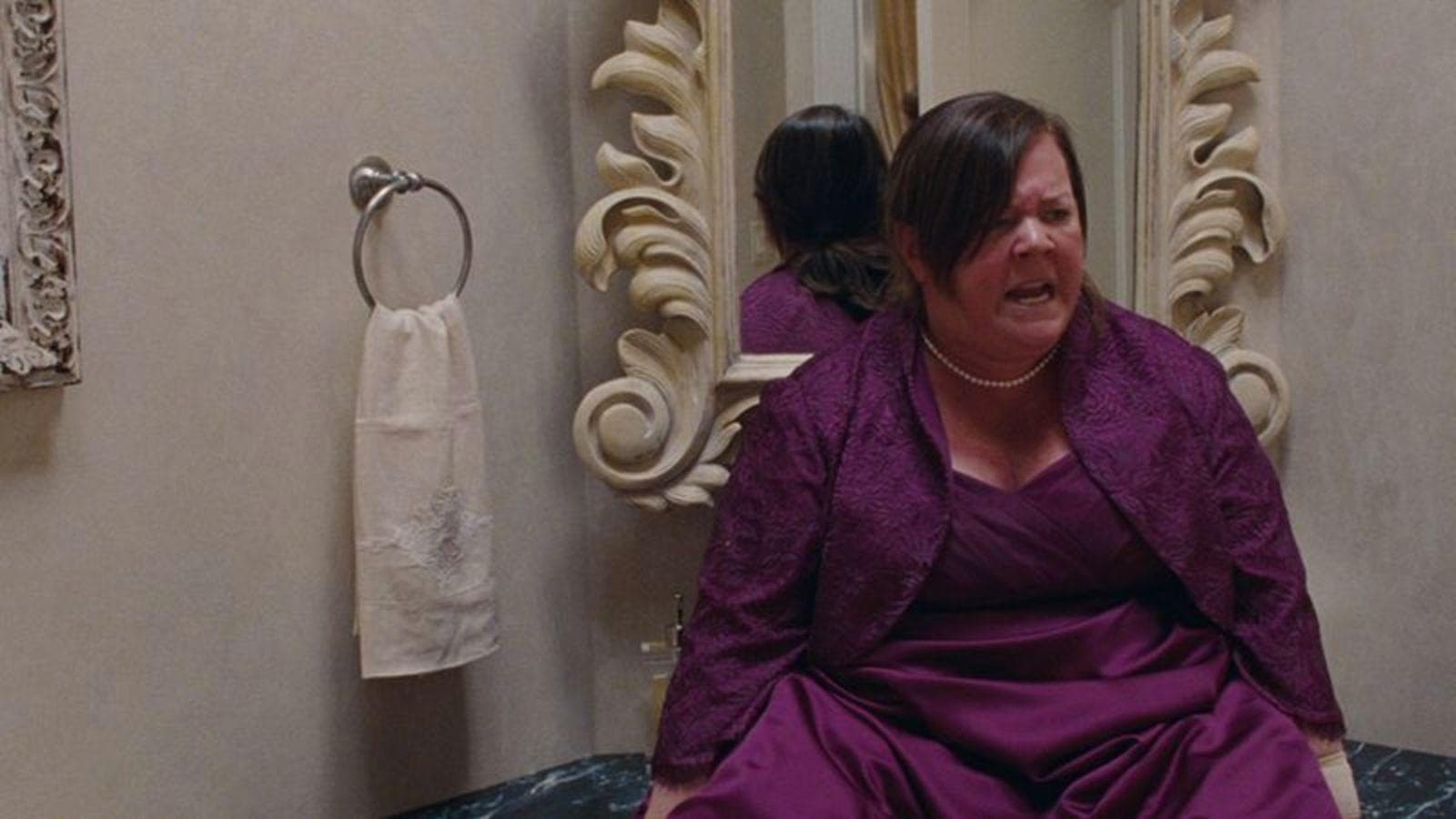 bridesmaids-behind-the-scenes-stories