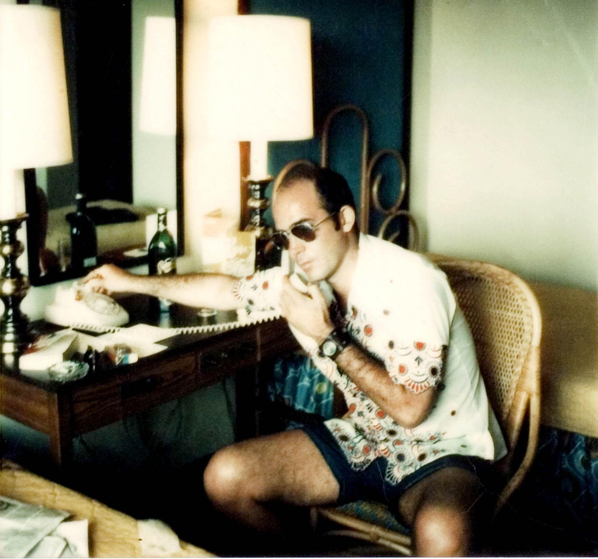 hunter-s-thompson-s-drugs-regimen-breaking-down-his-daily-routine