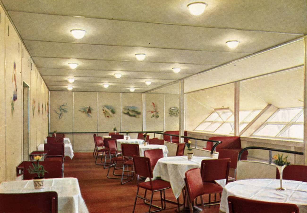 Dining Area Of The Hindenburg