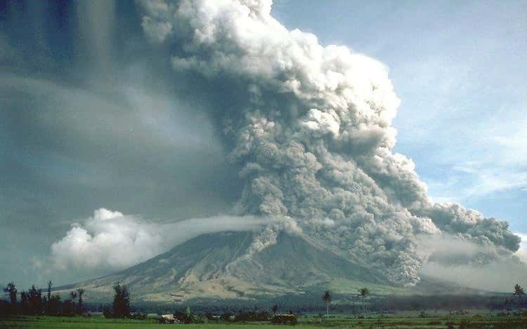 mount rainier eruption