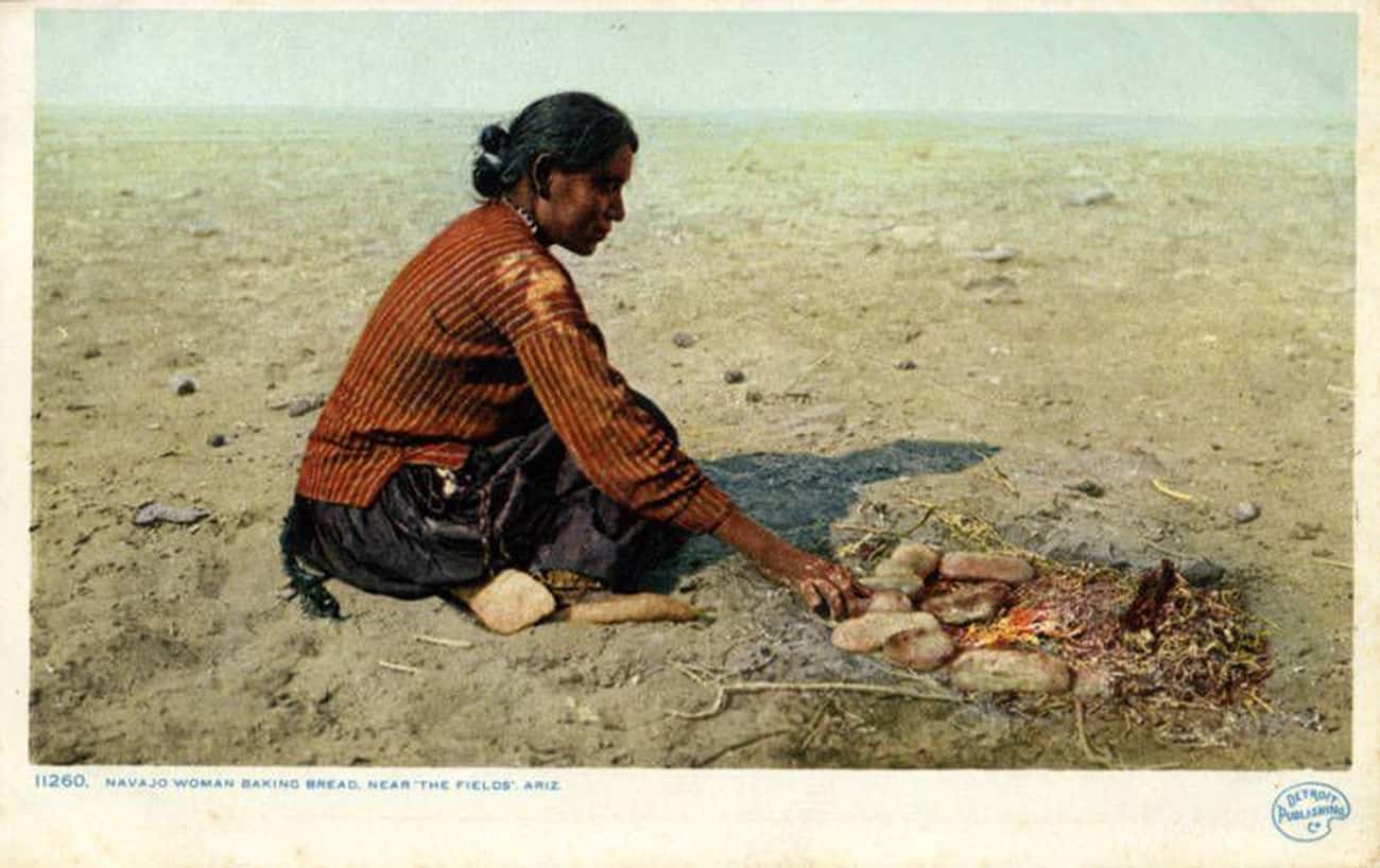Ntsidigo'i: Navajo Kneel-Down Bread