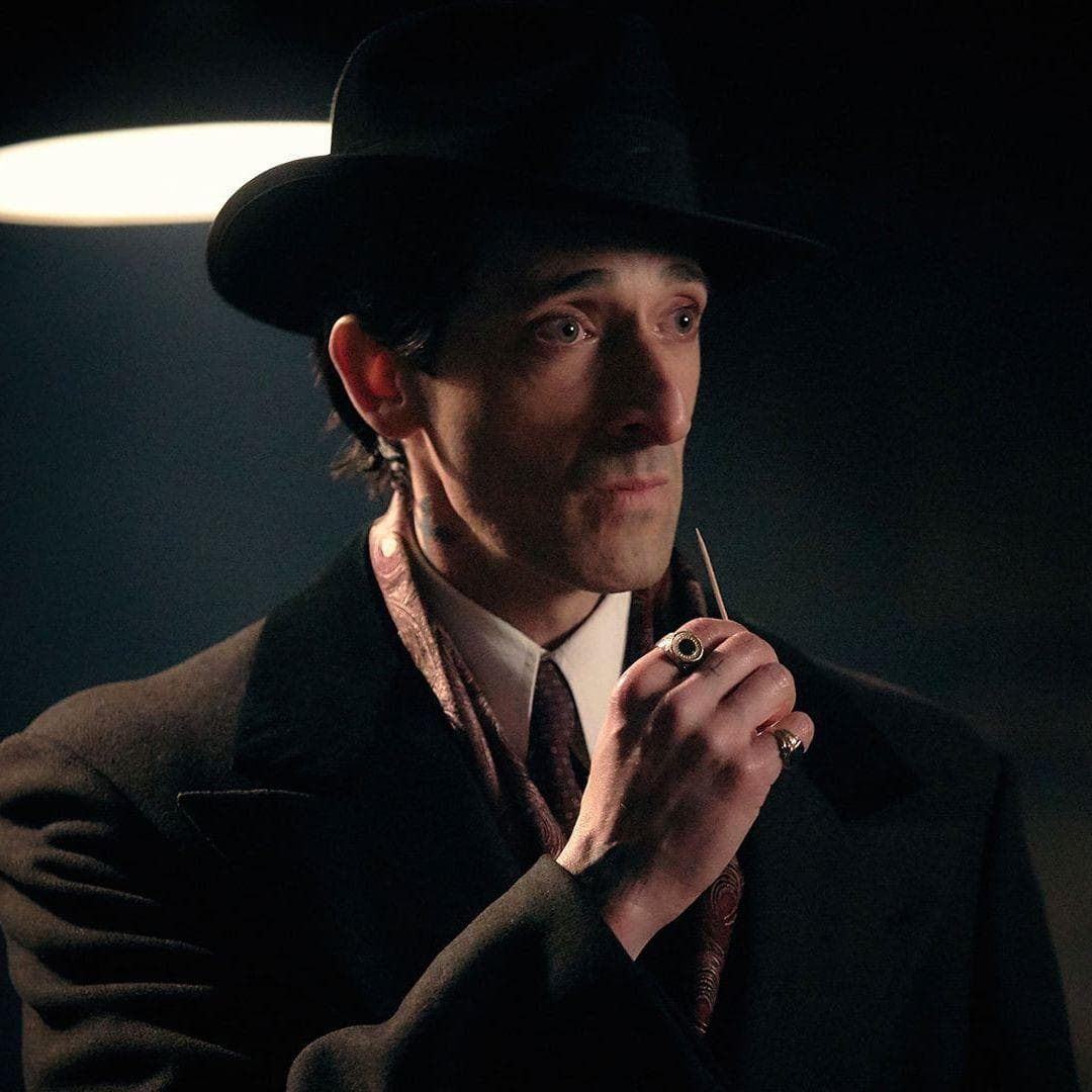 Острые козырьки броуди. Эрдриен броуди острые козырьки. Острые козырьки броуди. Эдриан броуди козырьки. Острые козырьки броуди.