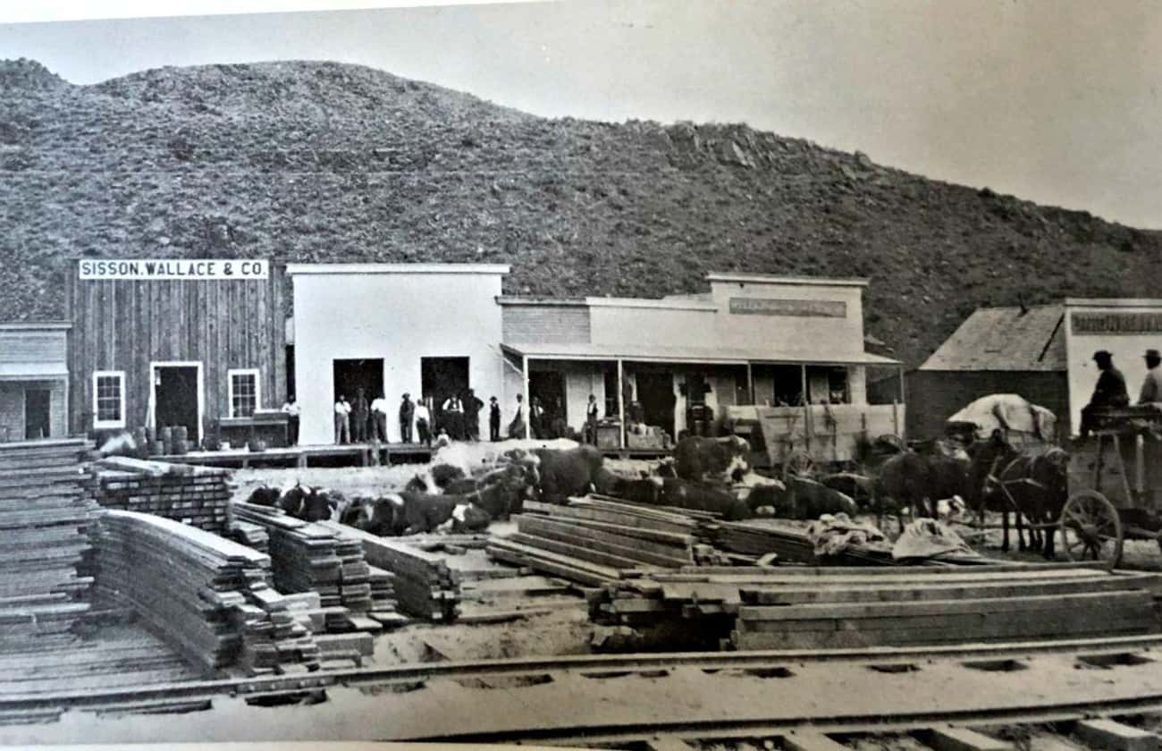 The Sleepy Town of Palisade Was Considered By Some Historians To Be The First Theme Park