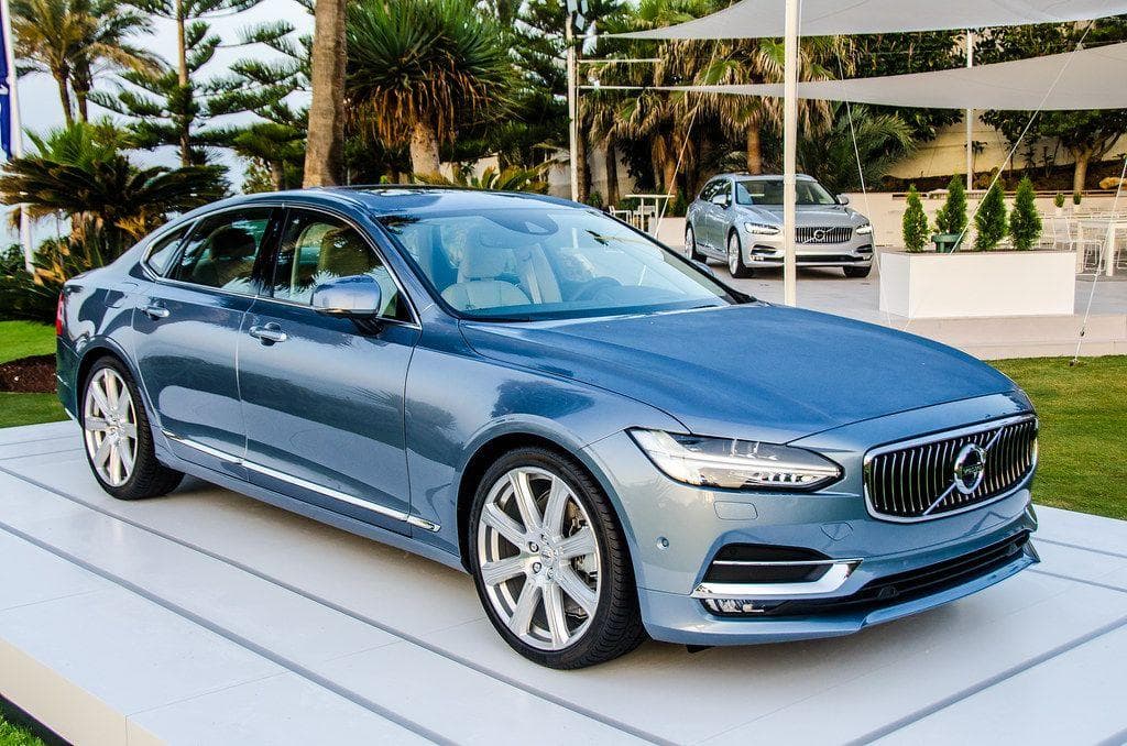 The Best Luxury Vehicles Of 2020, Ranked By Drivers