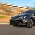Chrysler Pacifica on Random Best Hybrid Vehicles Of 2020