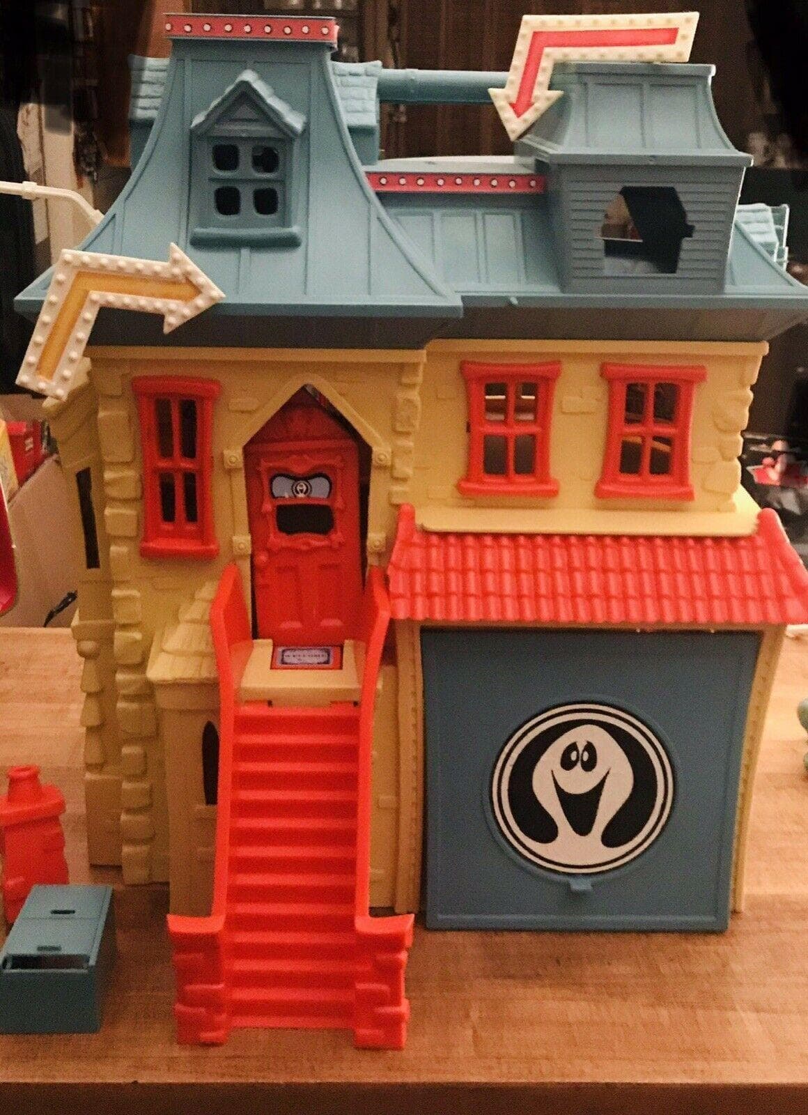Ghostbusters Firehouse Playset Complete