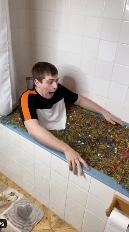 An Influencer Filled His Bathtub With Orbeez, And Apparently The Police