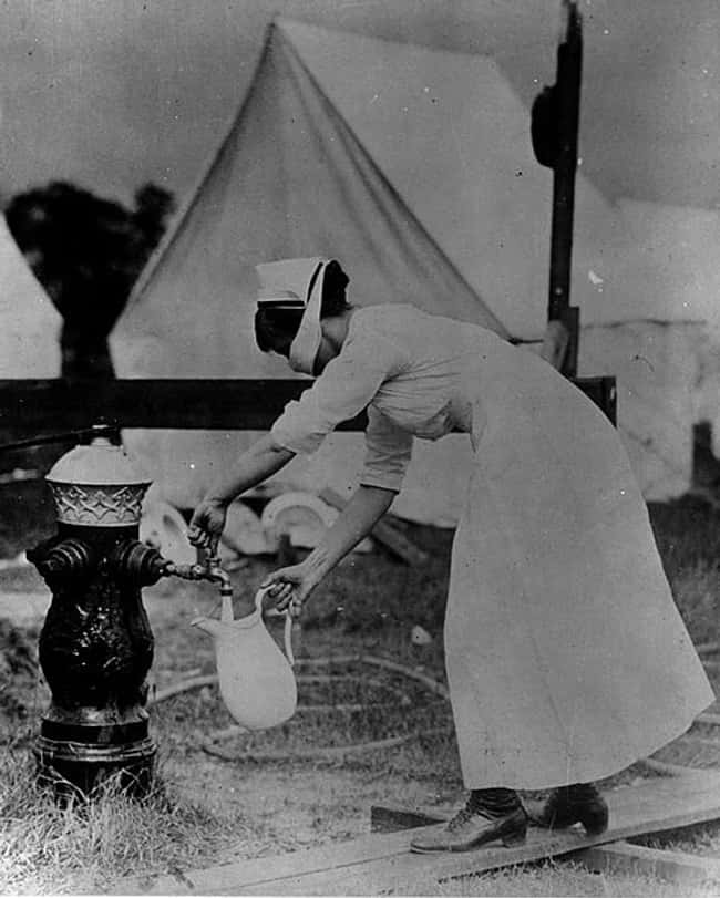 Communities Relied On Voluntee is listed (or ranked) 8 on the list What It Was Like To Live Through The 'Spanish Flu' Pandemic Of 1918-1919