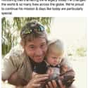Honoring His Father on Random Photos Of Robert Irwin That Would Make His Father, Steven Irwin, Proud