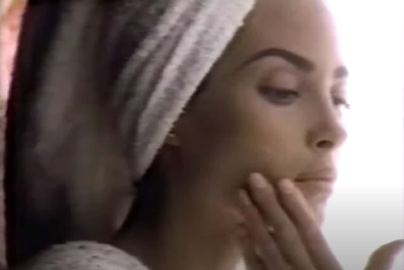 1991: Maybelline - 'Maybe She's Born With It'