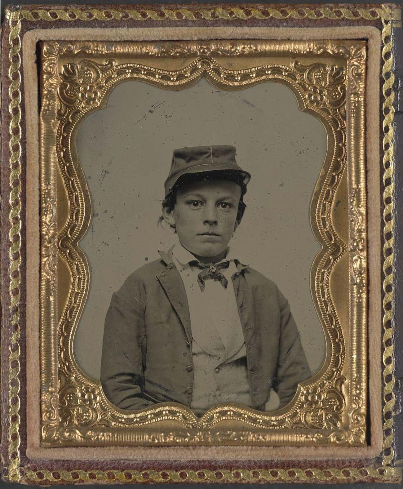 Unidentified Young Soldier In A Confederate Infantry Uniform