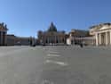 St. Peter's Square, Vatican City on Random Pics Of Historical Tourist Destinations That Are Eerily Empty