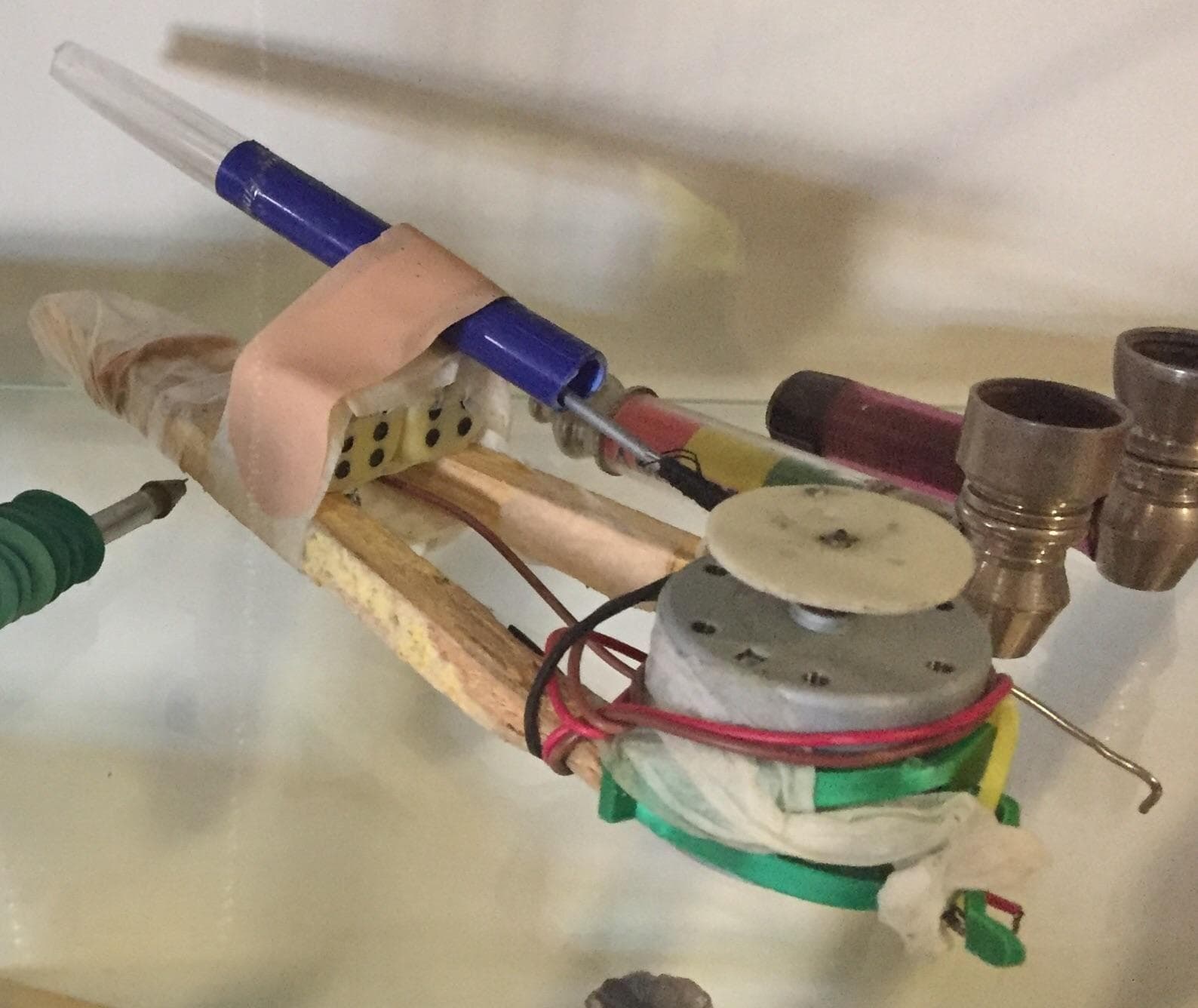 19 Times Prison Inmates Put MacGyver To Shame With Their DIY Contraband ...