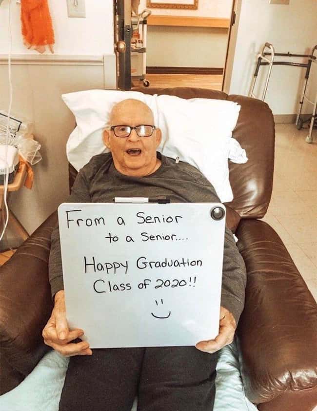Congrats, Seniors! is listed (or ranked) 17 on the list 28 Heartwarming Photos We Found This Week That Made Us Smile