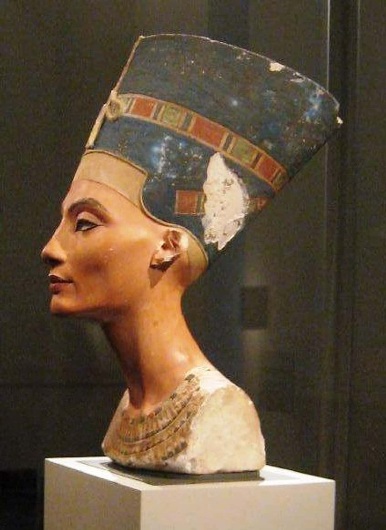 Nefertiti Bust