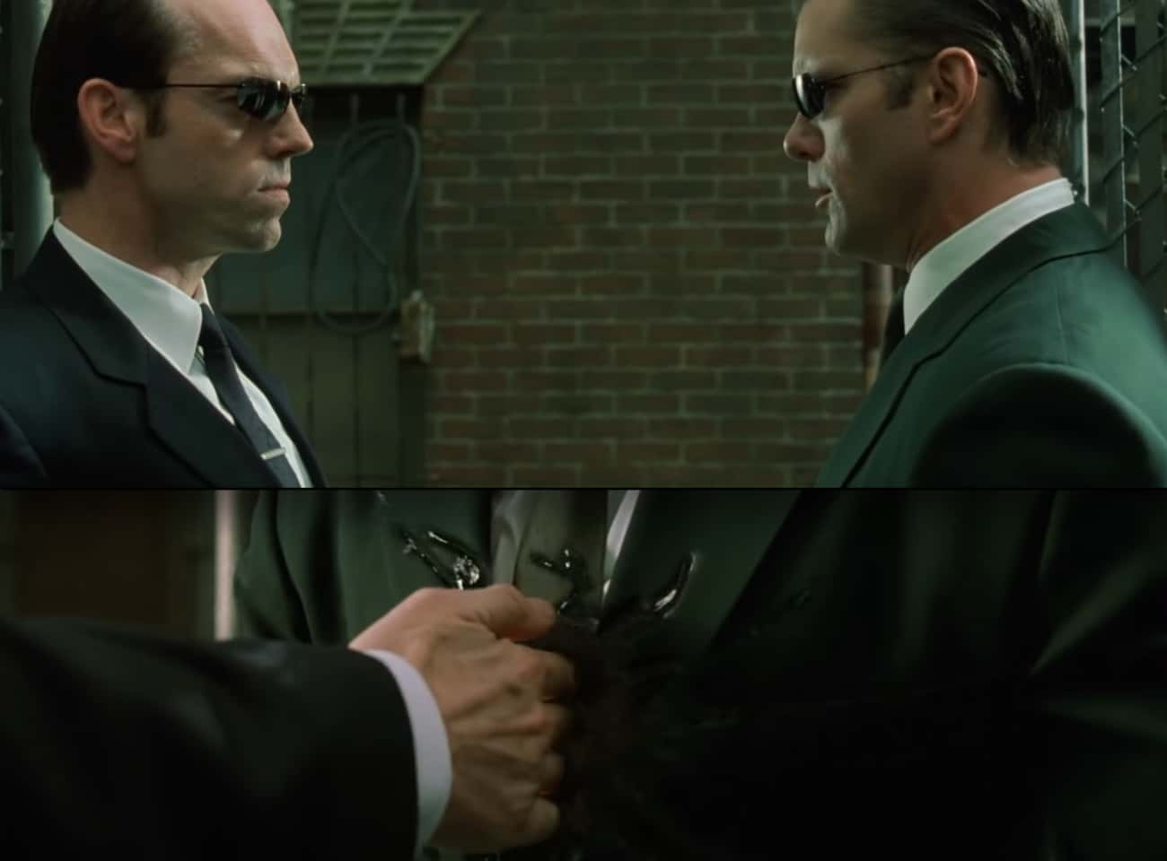 Agent Smith's Suit Reflects His Rogue Status