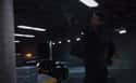 Hawkeye Shoots A Gun Like He's Firing An Arrow on Random Small Details From The Avengers (2012) That Still Surprise Us