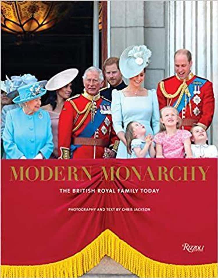 17 Great Books For The British Royal Family Fanatic