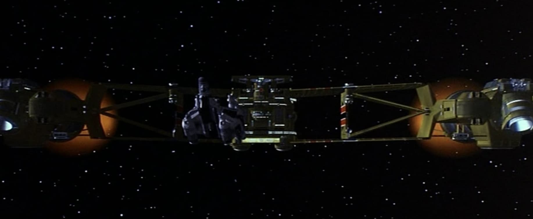 The Scariest Alien Spaceships In Science Fiction, Ranked