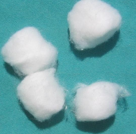 Fear of Cotton Balls Photos Sidonglobophobia Pictures