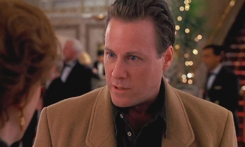 15 Fan Theories About 'Home Alone' That We Wish Were True