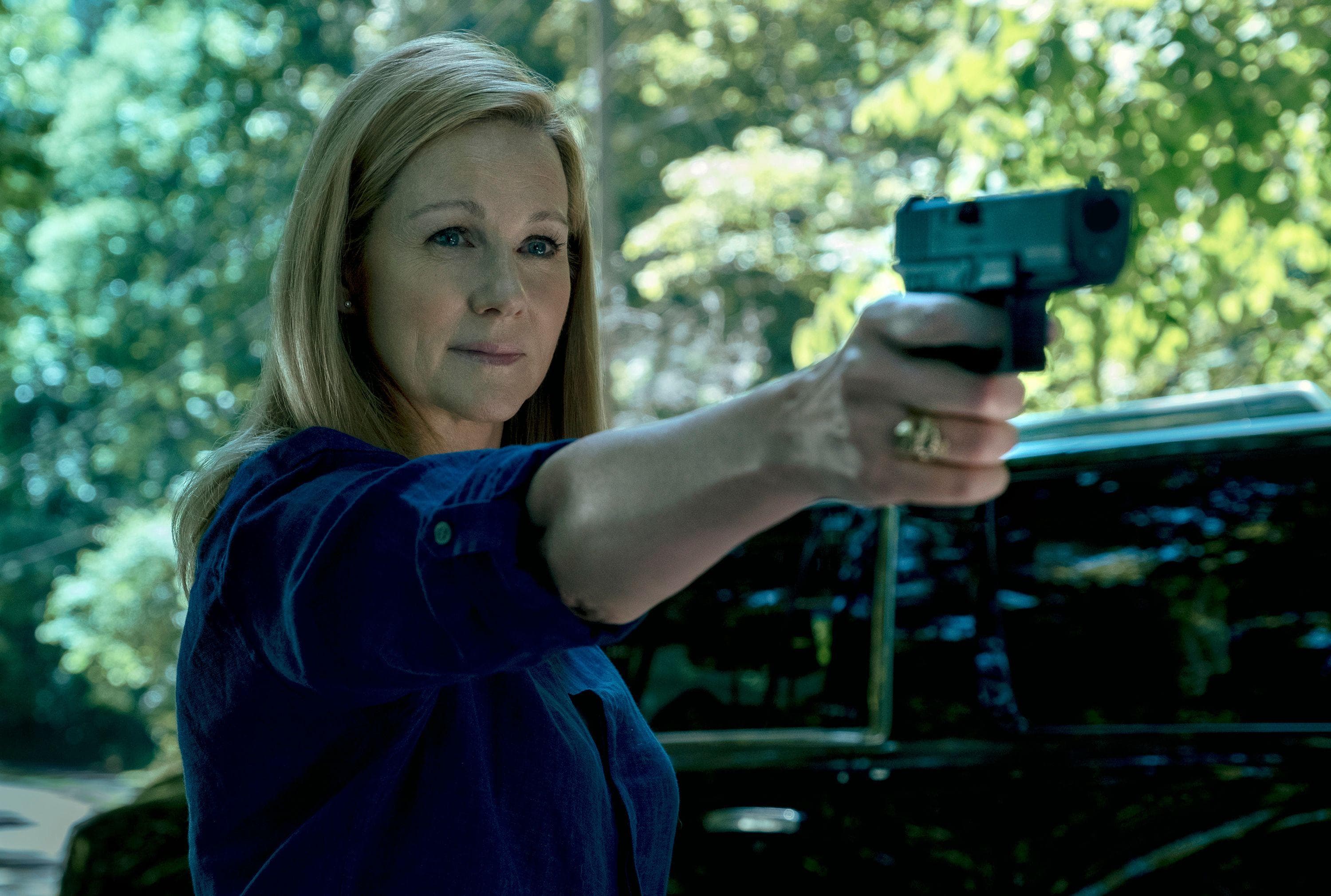 Laura Linney Pushed For Wendy Byrde To Take On A Bigger Role