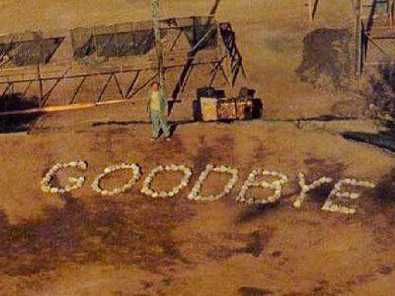 In 'M*A*S*H,' B.J. Leaves A Heartfelt 'Goodbye' For Hawkeye