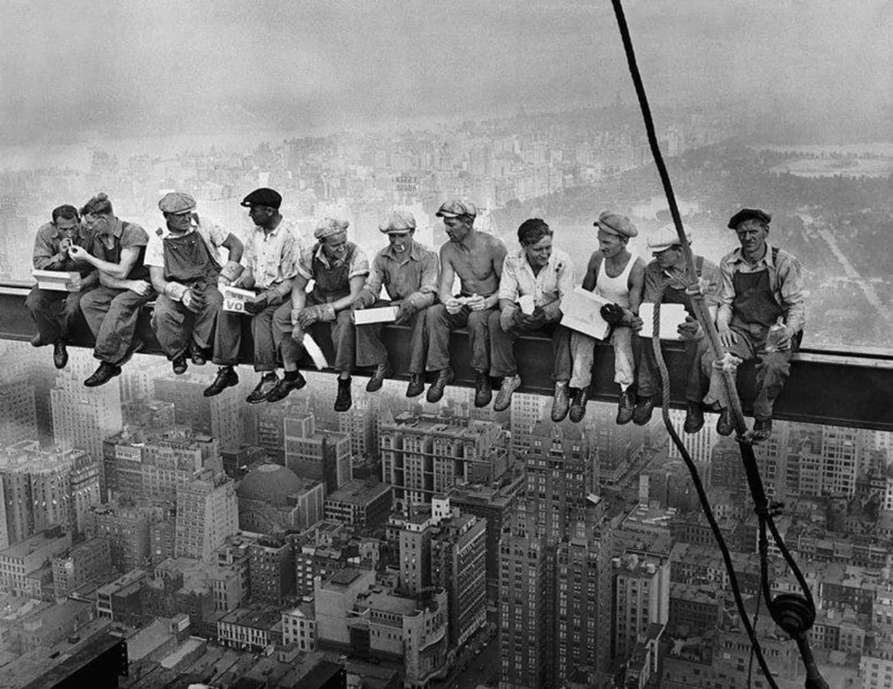 1932: 'Lunch Atop a Skyscraper' 
