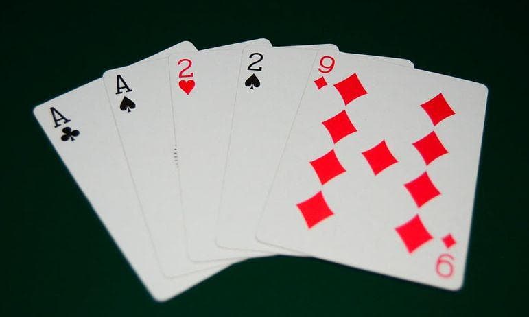 Tips For Playing Online Card Games Correctly - Redefining Progress