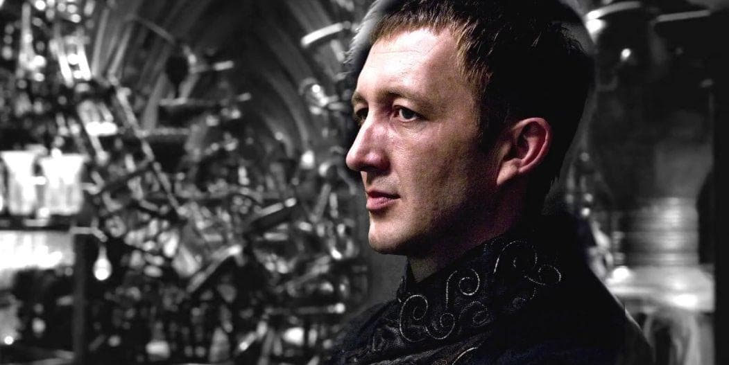 Amycus Carrow Gets The Cruciatus Curse