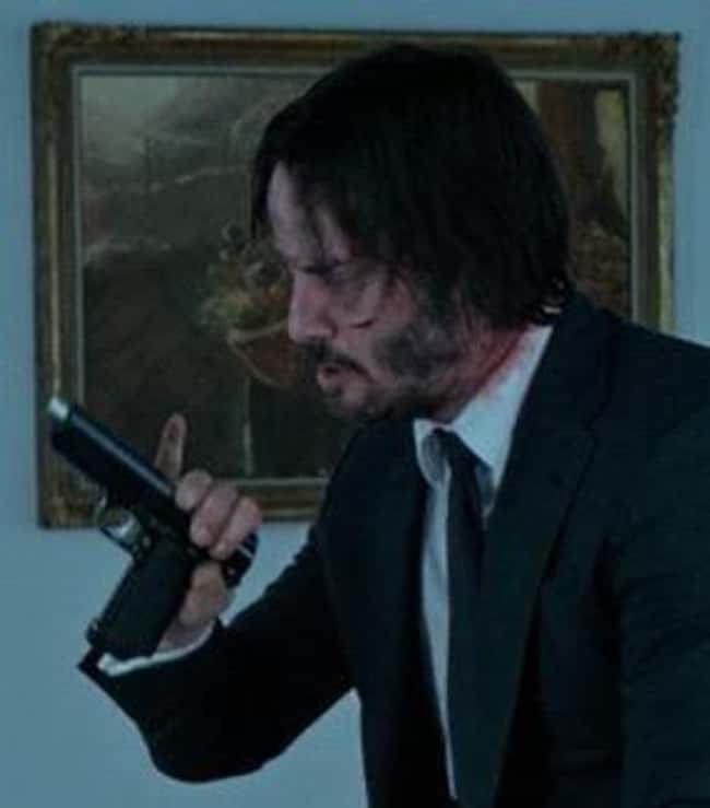 15. In the film John Wick (2014), when John inserts a new magazine into a Kimber 1911, he double-checks that it hasn't jammed. Kimbers are notorious for jamming on a magazine's first bullet. With the Glock, he doesn't do this.