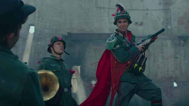 1. Captain Klenzendorf is seen using an MP28/II, an older submachine gun designed between world wars, in Jojo Rabbit (2019).