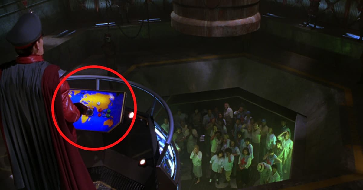 Physical Parts Of The Actual Game Made An Appearance In 'Street Fighter'