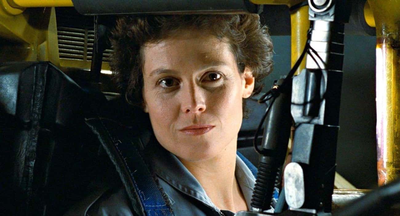 Sigourney Weaver Gave A Bouquet To Each Actor On The Day Their Character Perished