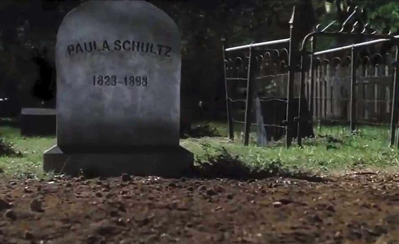 Похороненные заживо 2. Paula Schultz могила. Заброшенная могила полы Шульц.