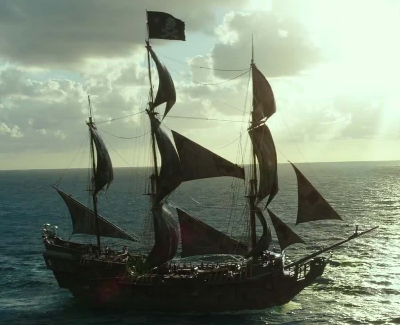 Чёрная Жемчужина корабль пираты Карибского моря