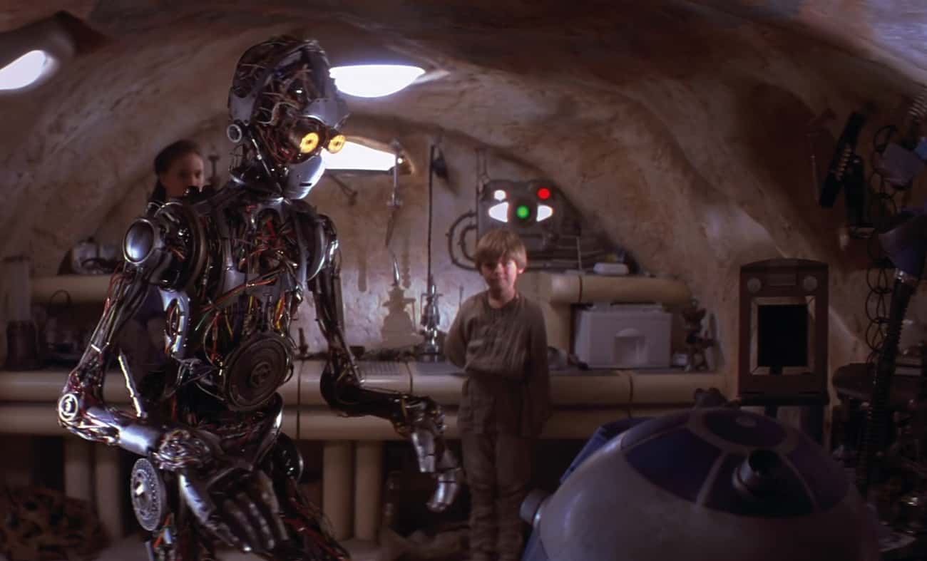 32 BBY: R2 Meets C-3PO For The First Time While On Tatooine
