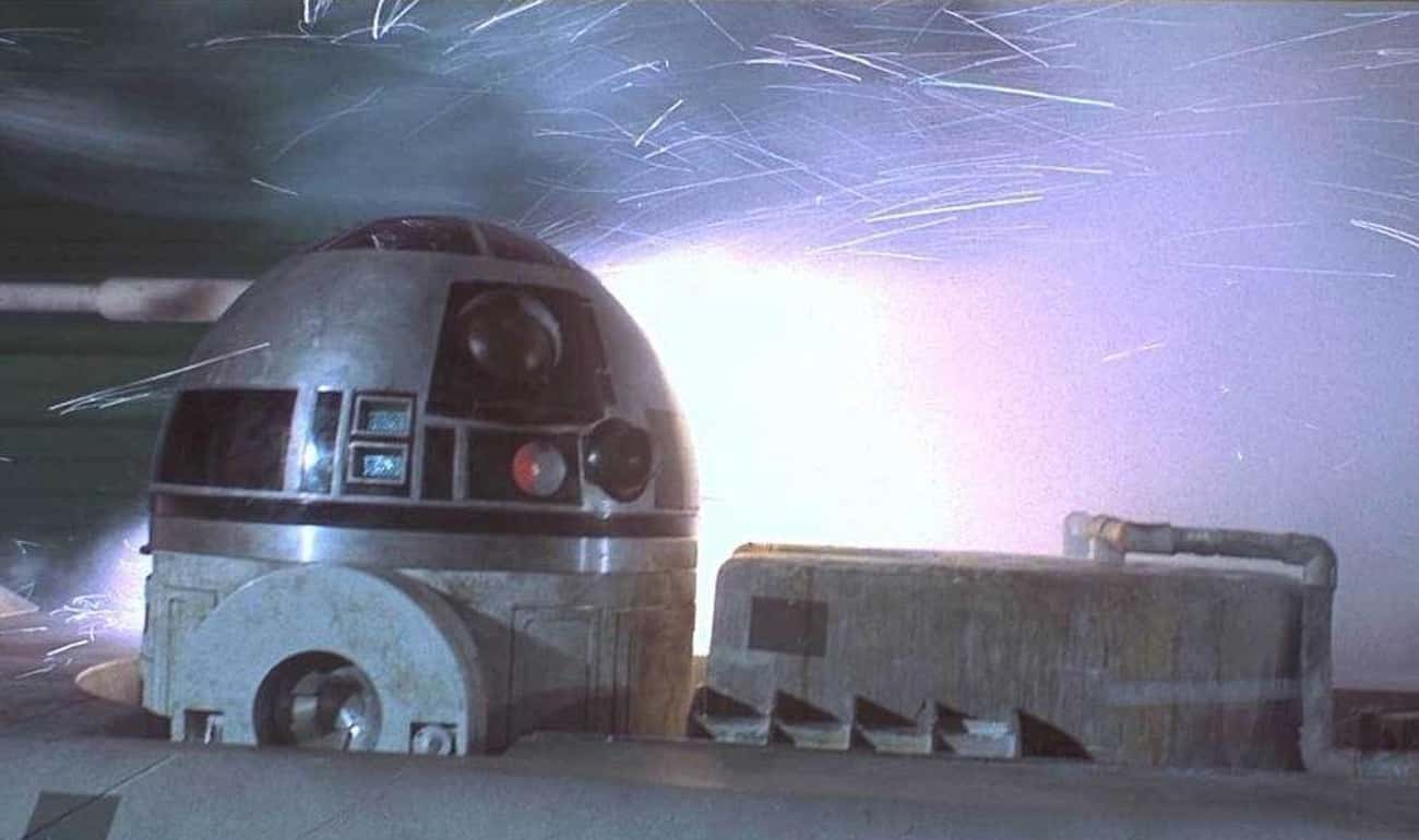 0 BBY: R2 Plays A Critical Role In Helping Luke Skywalker Stop The First Death Star
