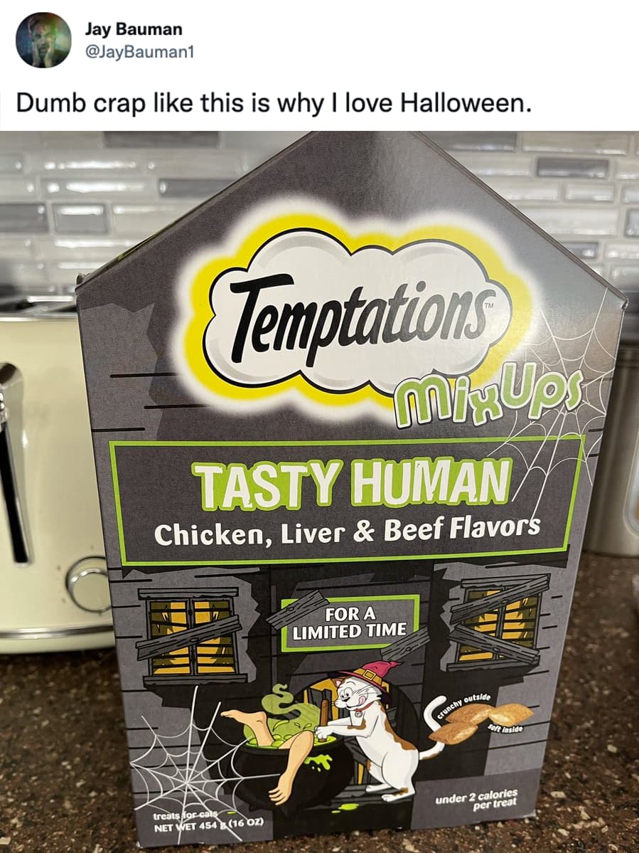 27 Hilarious Tweets From People Who Think About Halloween All Day, Every Day