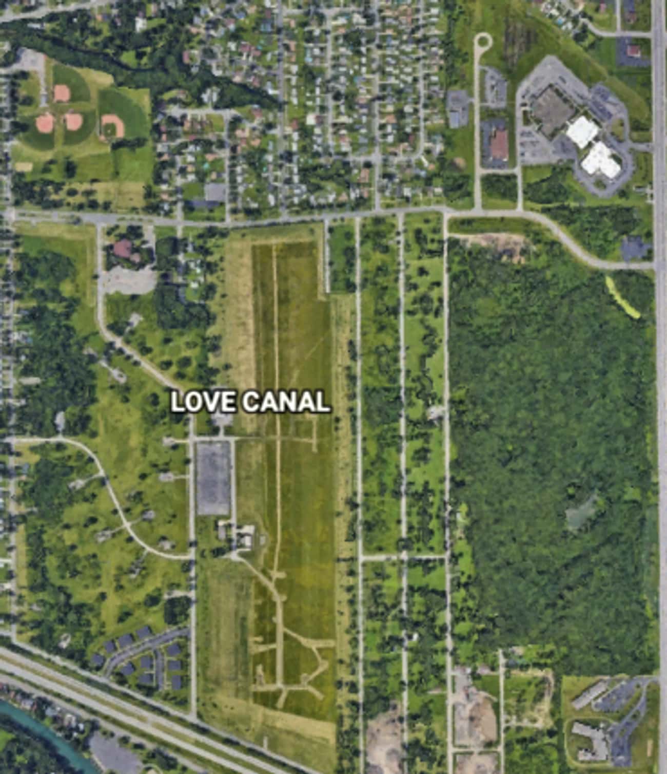 New York's Love Canal Has Been Emitting Toxic Vapors For Decades 