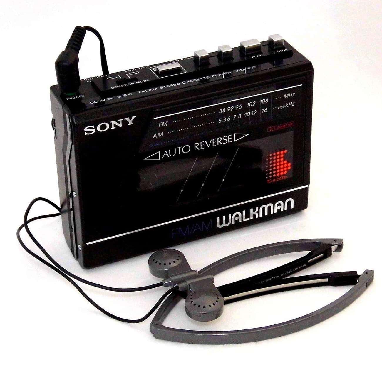 The Success Of The Walkman Made Cassettes More Popular Than Vinyl Records (In 1983)