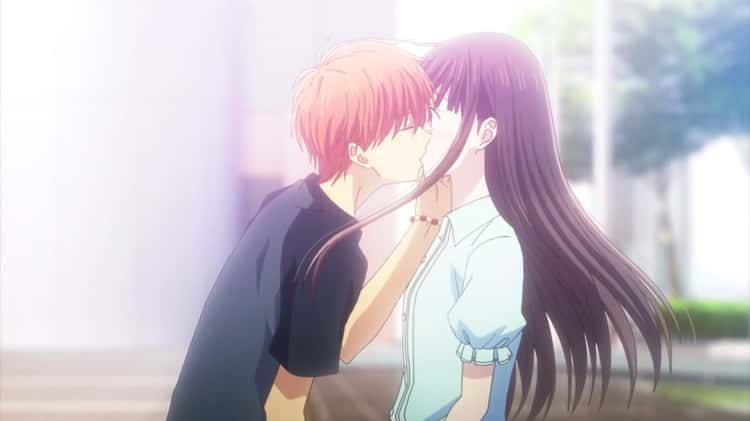 Anime Kiss  Anime kiss, Anime, Romantic anime