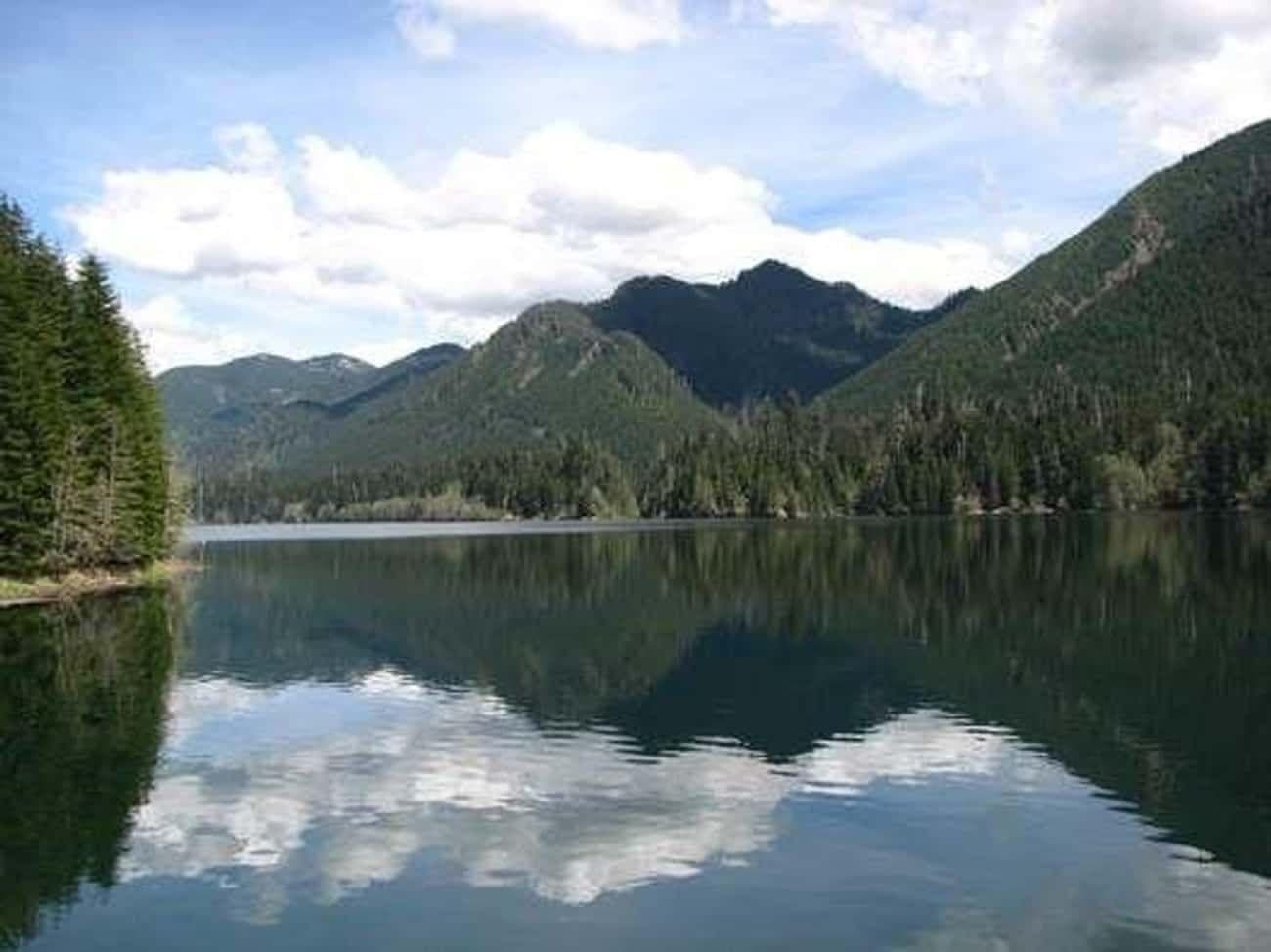 Washington lake. Средний запад озёра фото. Bonney lake, washington. Озеро боу горы. Ward colorado.