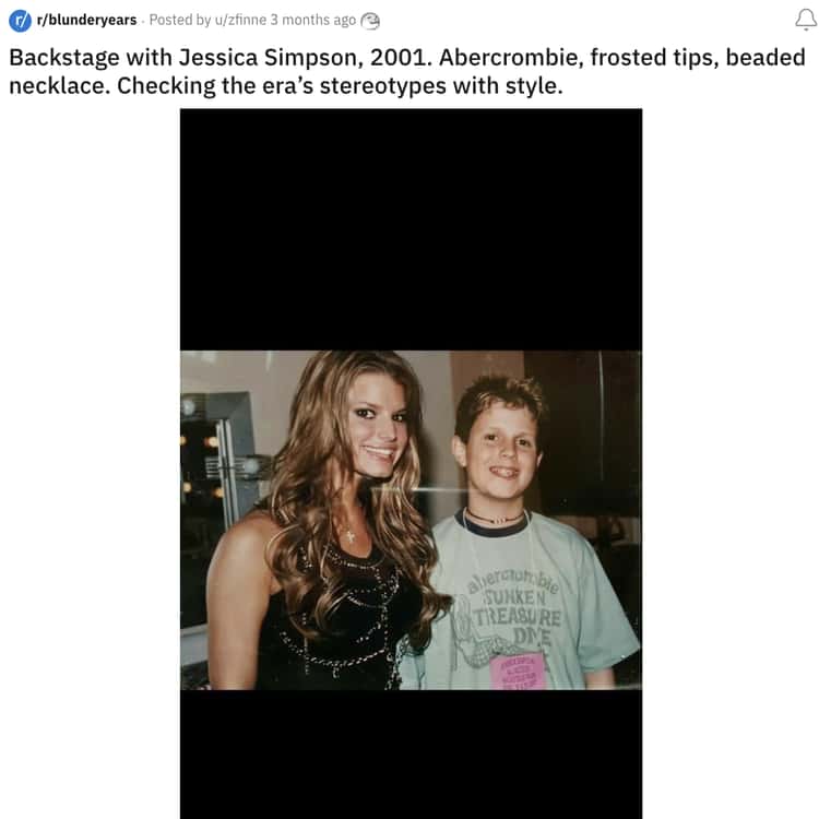 Backstage with Jessica Simpson, 2001. Abercrombie, frosted tips, beaded  necklace. Checking the era's stereotypes with style. : r/blunderyears
