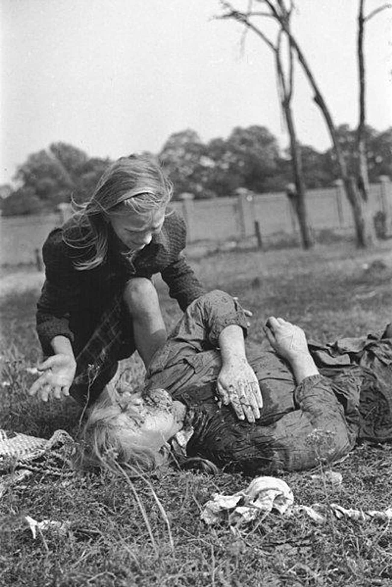 The Polish Girl Mourning Her Sister Survived Until 2020 And Never Forgave The Luftwaffe
