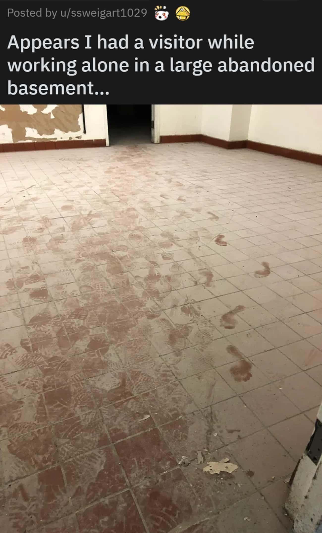 34 Of The Most Weirdly Frightening Images That Made It Hard To Sleep In