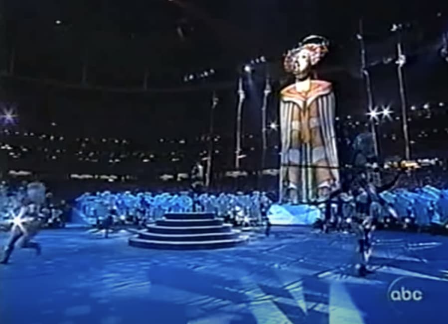 In 2000, The Show Featured A-List Artists Who Didn't Perform Any Of Their Own Songs