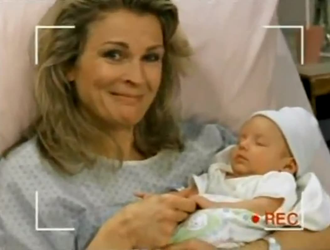 Murphy Brown – 'You Say Potatoe, I Say Potato'