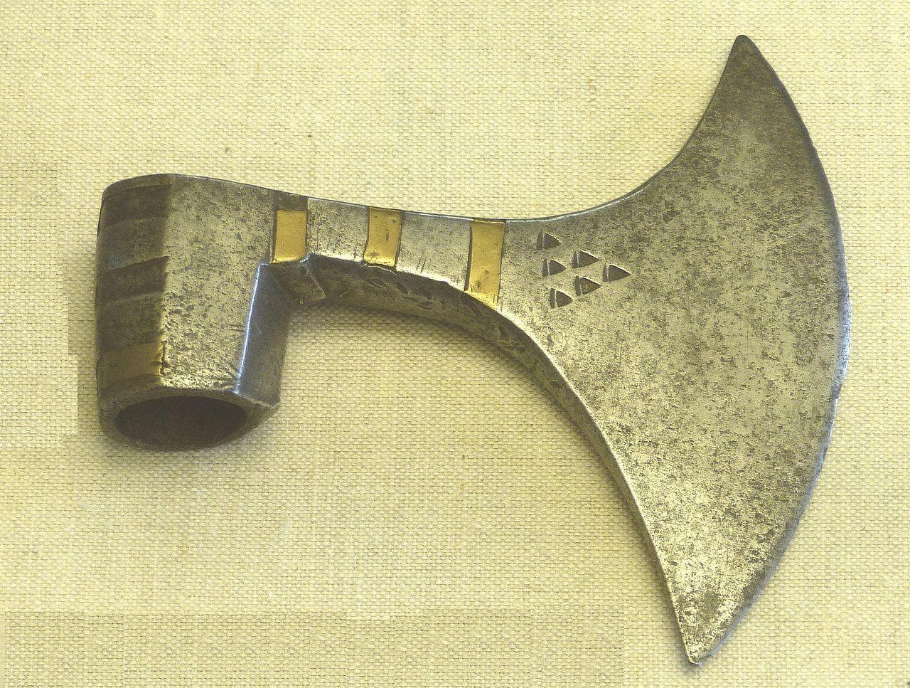 Fascinating Historical Axes And Clubs